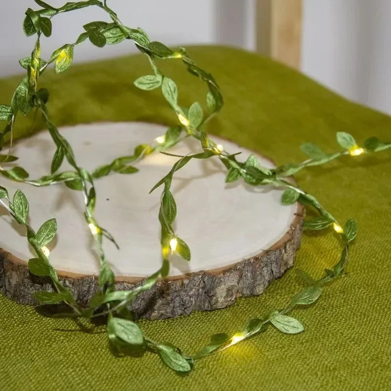 2025 New Christmas Solar Fairy Lights 50/100/150LED Artificial Green Leaf String Lights for Tree Decor Holiday Party Garland