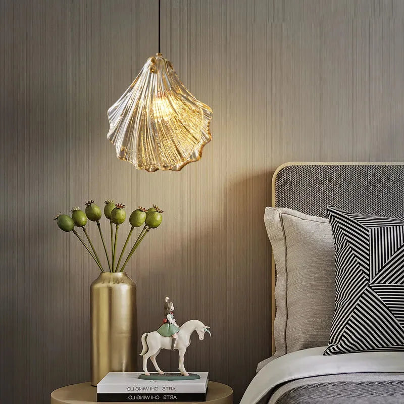 Light Luxury Bedroom Bedside Small Chandelier Window Entrance Bar Lighting Modern Personality Single-head Shell Glass Chandelier