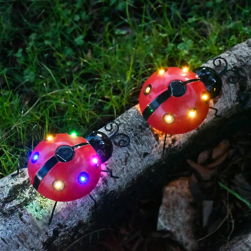 1Pcs Ladybug Ornament IP65 Waterproof Lifelike Metal Ladybug Outdoor Hanging Beetle Solar Light Front Porch Backyard Decoration