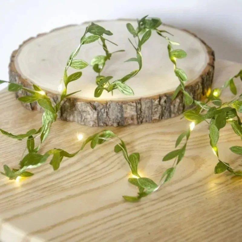 2025 New Christmas Solar Fairy Lights 50/100/150LED Artificial Green Leaf String Lights for Tree Decor Holiday Party Garland